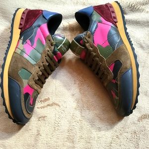 SOLD SOLD Valentino Garavani Camouflage Rockrunner Sneaker Size 44.5 US 11.5